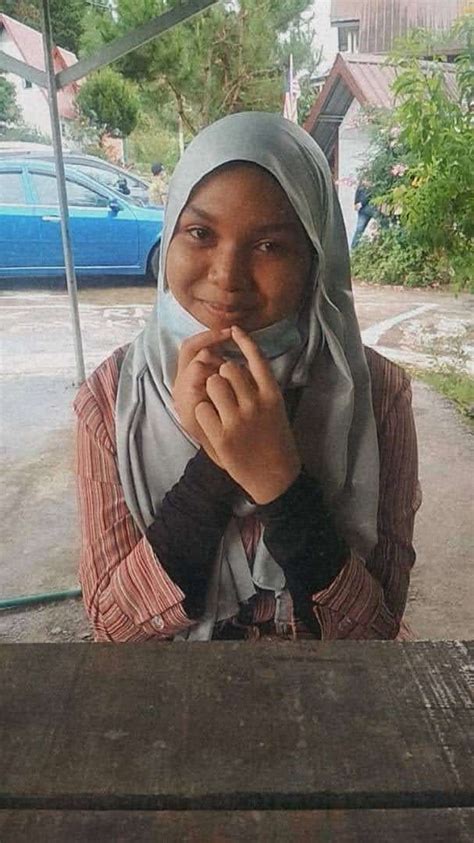 Melayu Tudung Erome .